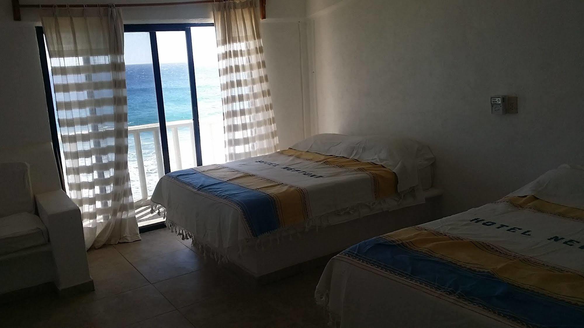 Hotel Neptuno Зиполите Экстерьер фото