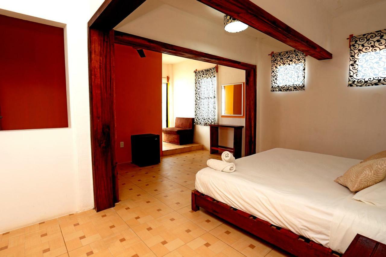 Hotel Neptuno Зиполите Экстерьер фото